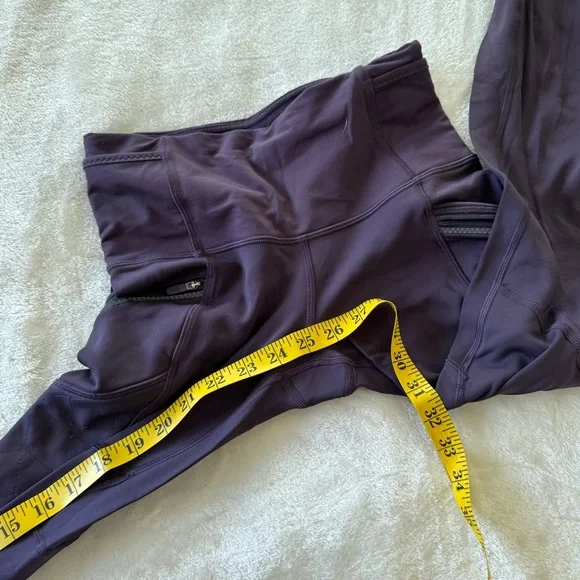 Lululemon Toasty Tech Tight II Leggings in Cyber